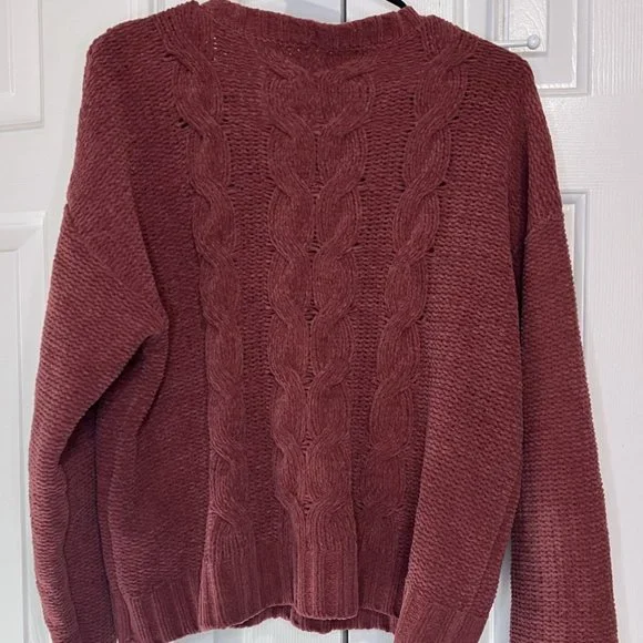American Eagle Burgundy/Red Knit Sweater - Picture 2 of 10